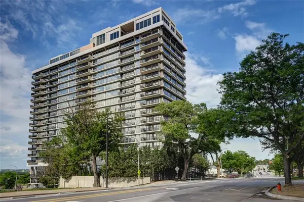 600 E Admiral Boulevard #305, Kansas City, MO 64106
