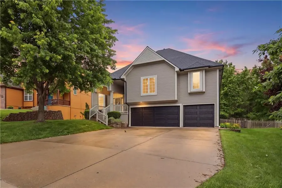 3008 Saddlewood Drive, Lees Summit, MO 64081 - #2