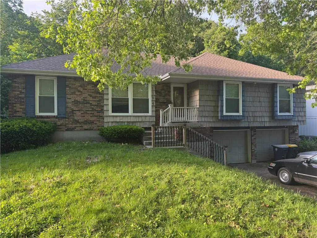 1164 Queens Place, Kansas City, MO 64131 - #1
