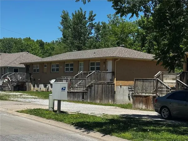 815 Broad Street, Warrensburg, MO 64093