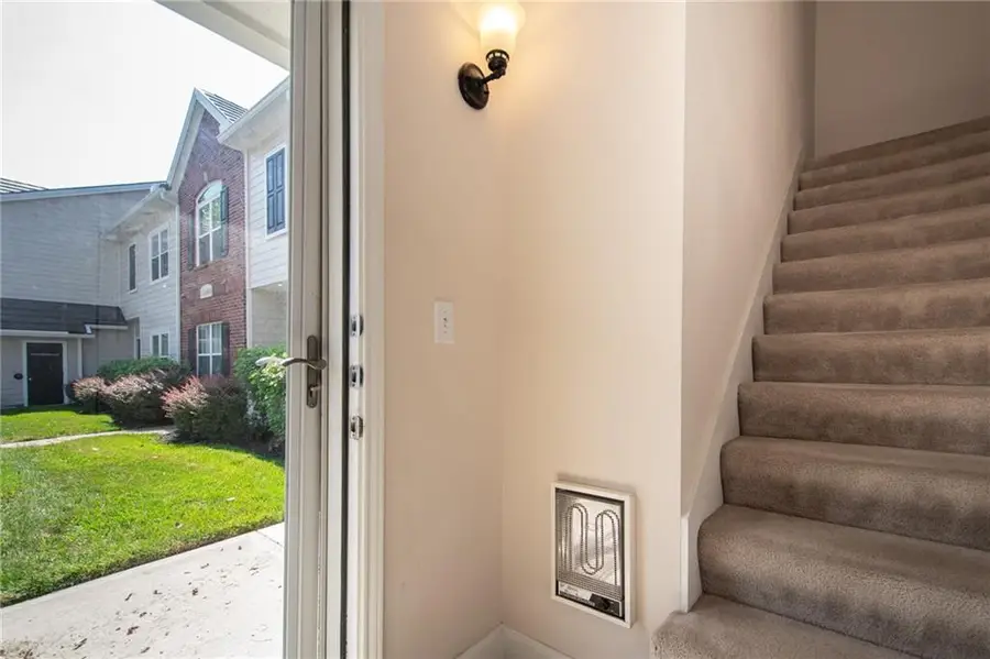 11604 Tomahawk Creek Parkway #L, Leawood, KS 66211 - #3