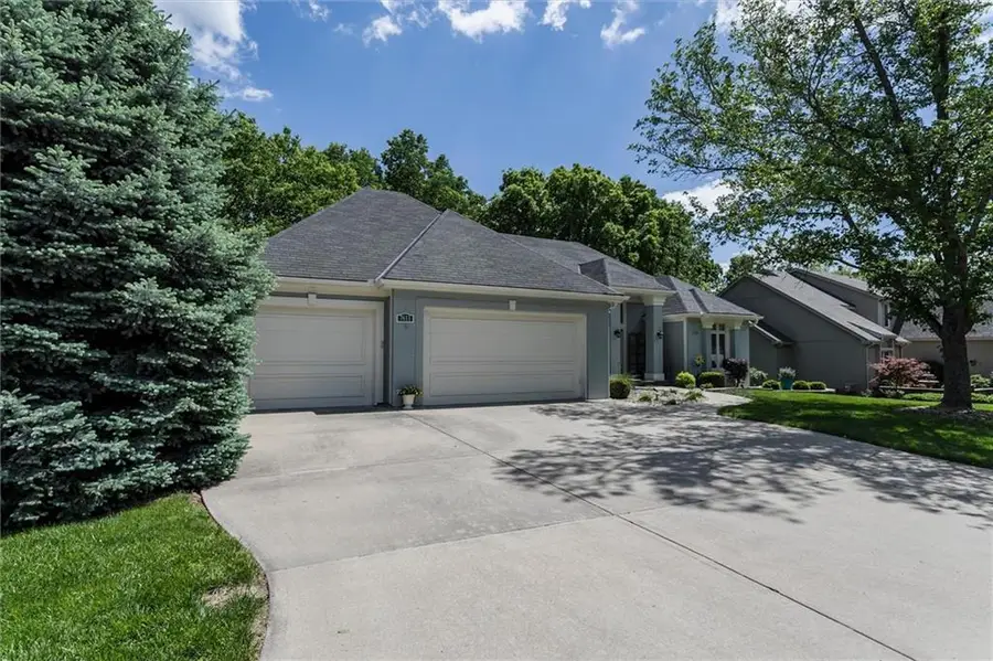 7611 Eicher Drive, Shawnee, KS 66217 - #2