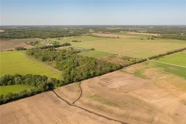001 Stanton Road, Osawatomie, KS 66064
