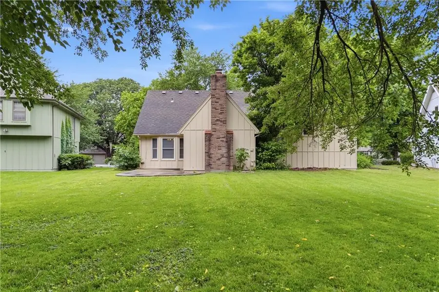 11683 Grant Drive, Overland Park, KS 66210 - #3