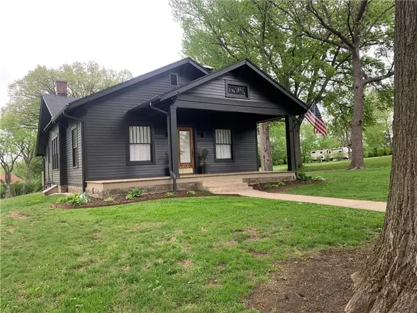 200 Bryan Street, Gower, MO 64454