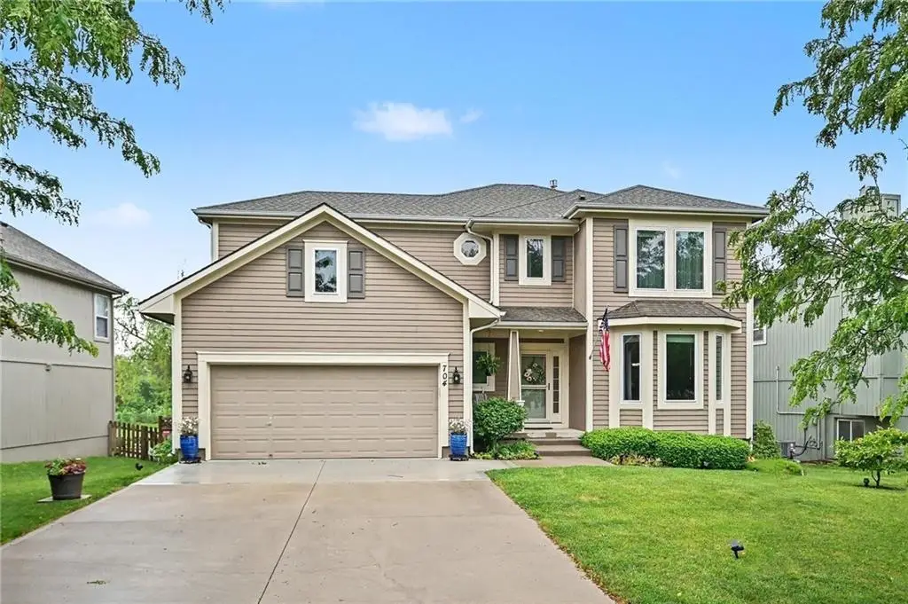 704 S Adams Street, Raymore, MO 64083 - #1