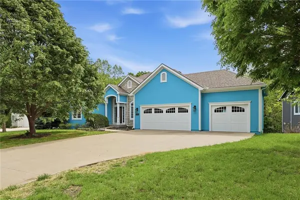 1140 Waverly Drive, Lawrence, KS 66049