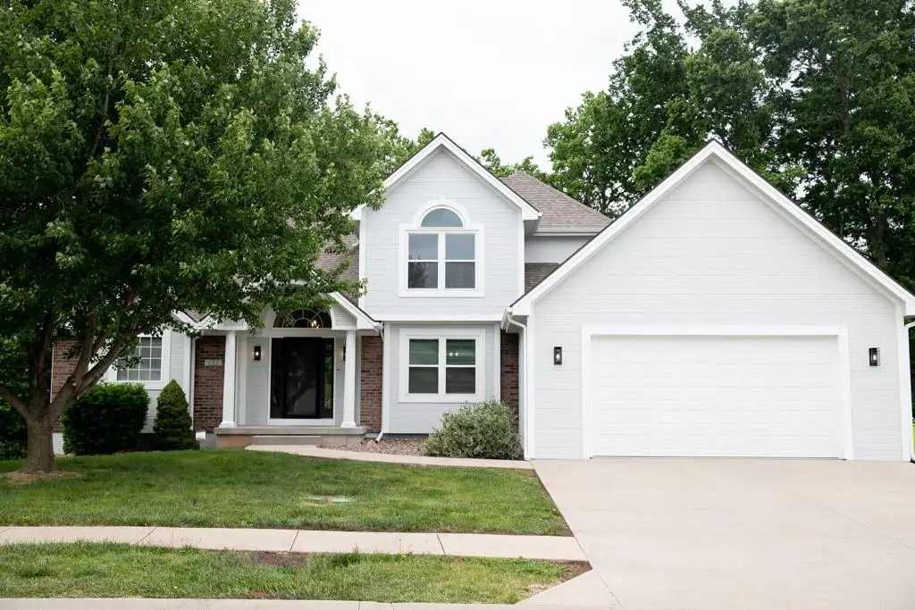 1207 N Glenview Street, Independence, MO 64056 - #1