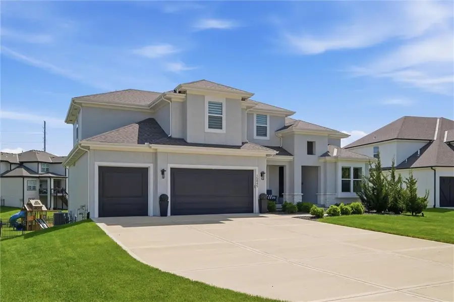 15845 Fontana Street, Overland Park, KS 66224 - #2