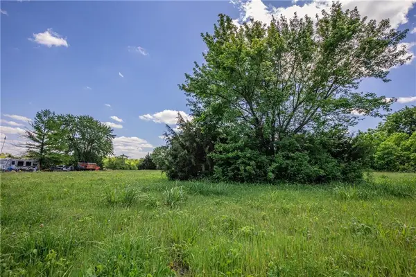 102 Branch Drive, Mound City, KS 66056