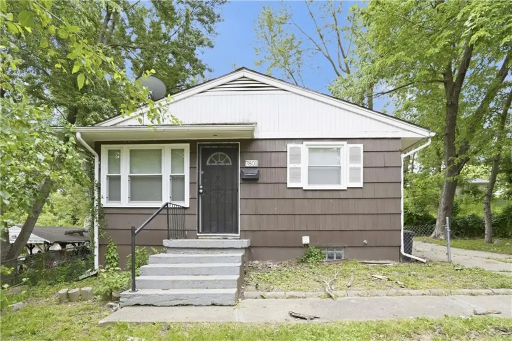 7801 E 48th Street, Kansas City, MO 64129 - #1