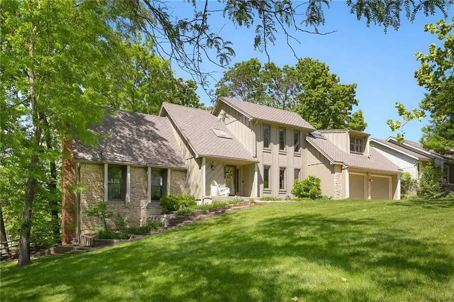 15430 Overbrook Lane, Overland Park, KS 66224 - #2