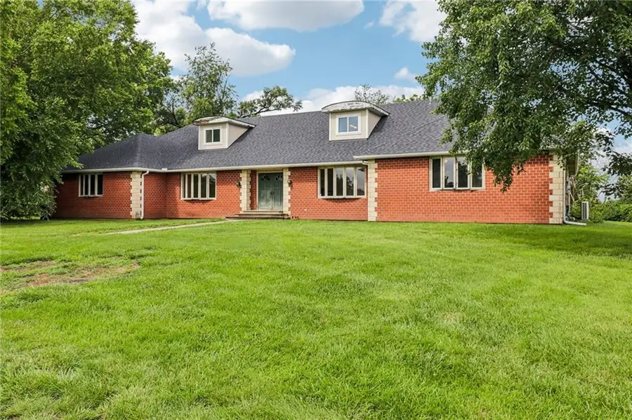 5000 Shrine Park Road, Leavenworth, KS 66048 - #3