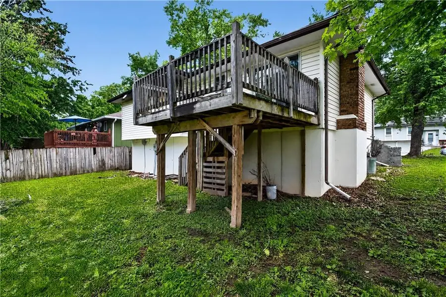 107 Brentwood Drive, Belton, MO 64012 - #3
