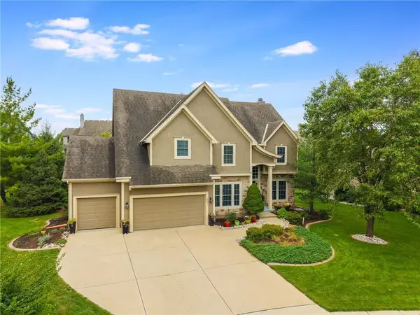 9623 N Crescent Court, Kansas City, MO 64157