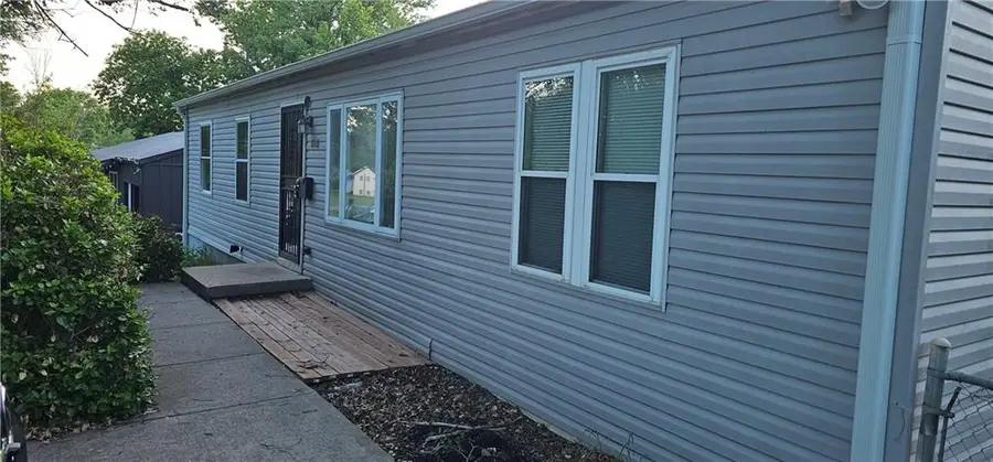 6306 E 152nd Street, Grandview, MO 64030 - #2