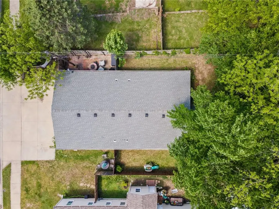 6203 N Main Street, Gladstone, MO 64118 - #2
