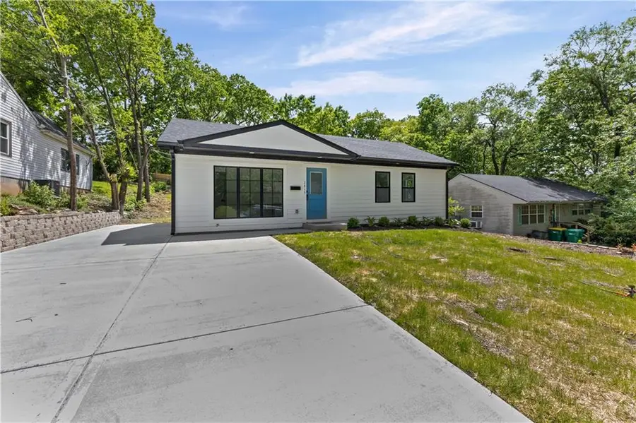 2815 S 24 Street, Kansas City, KS 66106 - #2