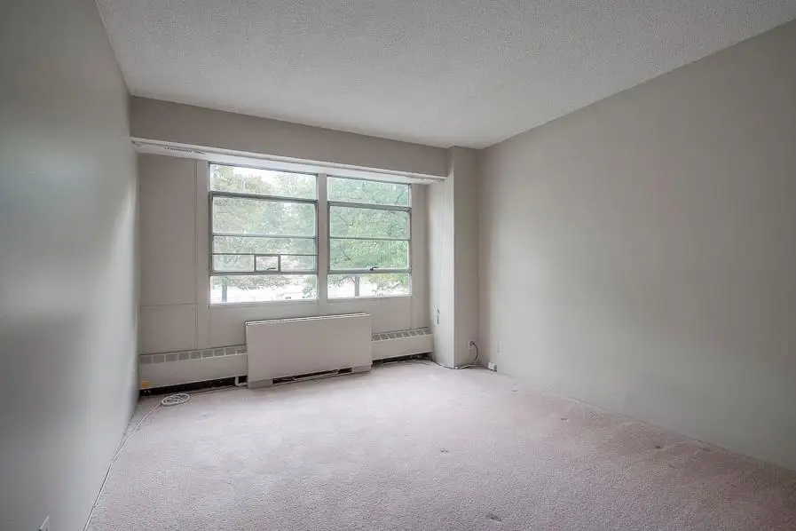 333 W Meyer Boulevard #208, Kansas City, MO 64113 - #2