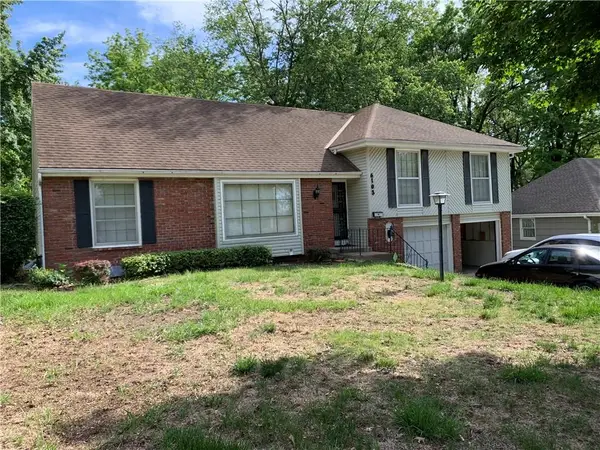 6103 E 109th Terrace, Kansas City, MO 64134