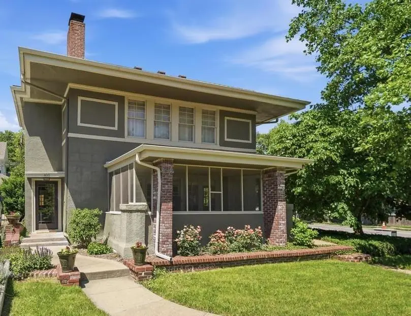 400 Huntington Road, Kansas City, MO 64113 - #1