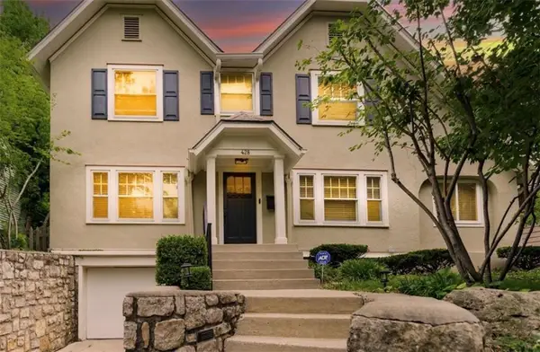 428 W 58th Terrace, Kansas City, MO 64113