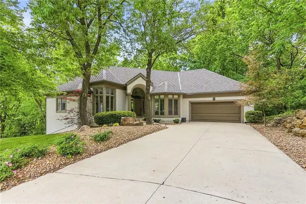 8414 Vista Circle, Parkville, MO 64152