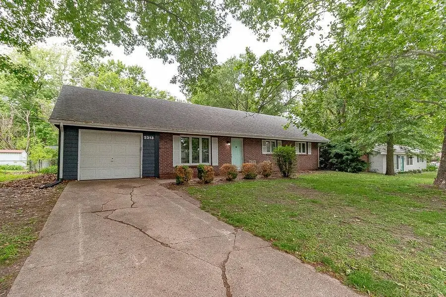 2313 Westchester Road, Lawrence, KS 66049 - #2