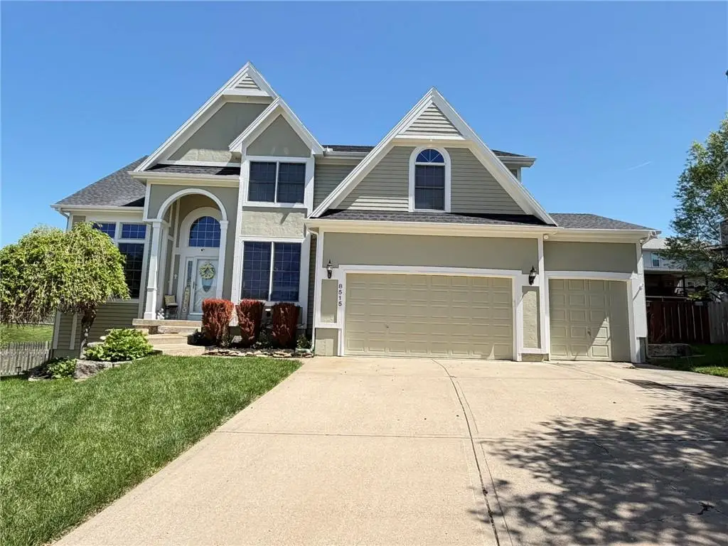 8515 N Chalmers Avenue, Kansas City, MO 64153 - #1