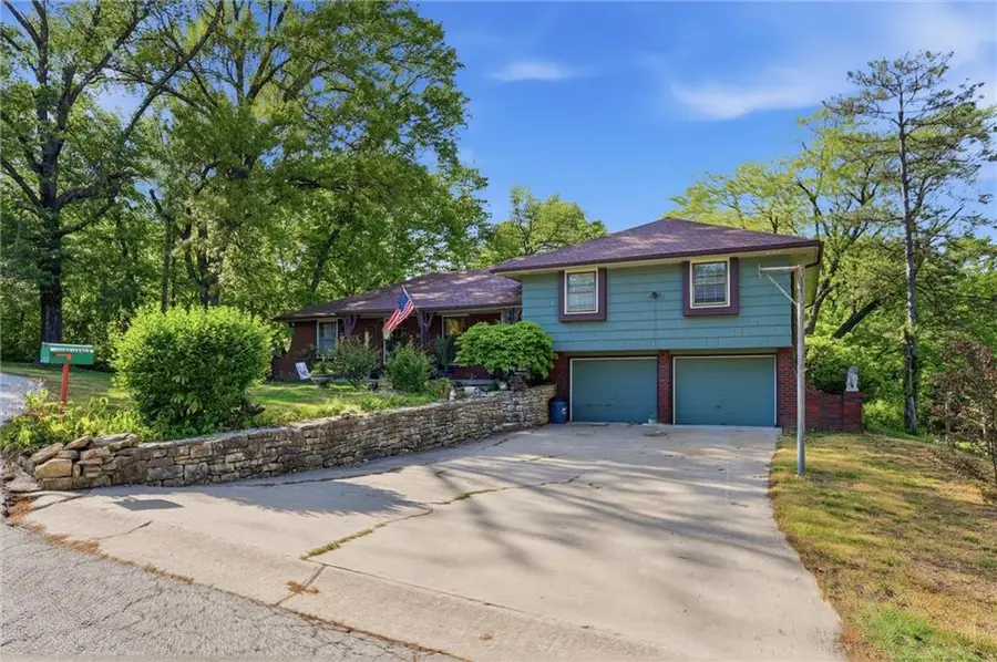 8828 Waverly Avenue, Kansas City, KS 66109 - #3