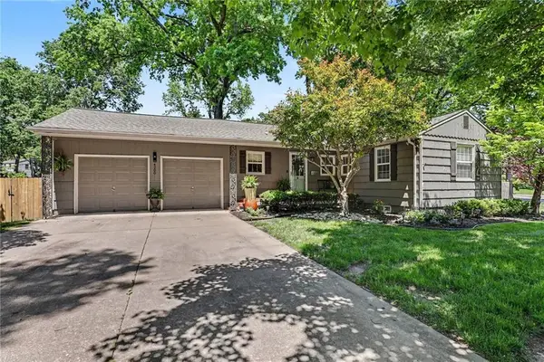 4200 W 71st Street, Prairie Village, KS 66208