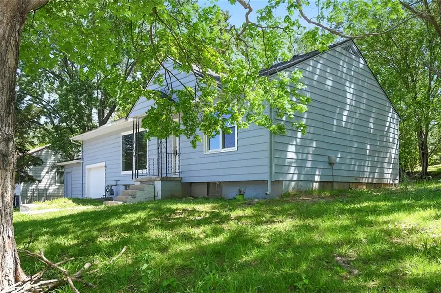 1811 N 48th Street, Kansas City, KS 66102 - #3