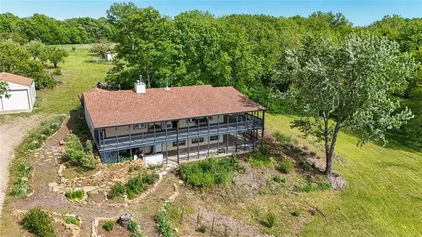 2140 Phillips Road, Perry, KS 66073