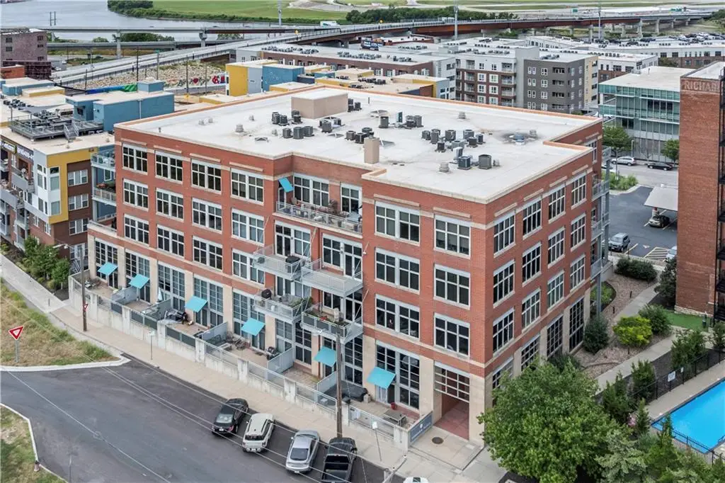 210 W 5th Street #211, Kansas City, MO 64105 - #1