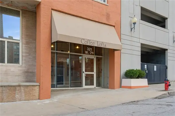 321 W 7th Street #402, Kansas City, MO 64105
