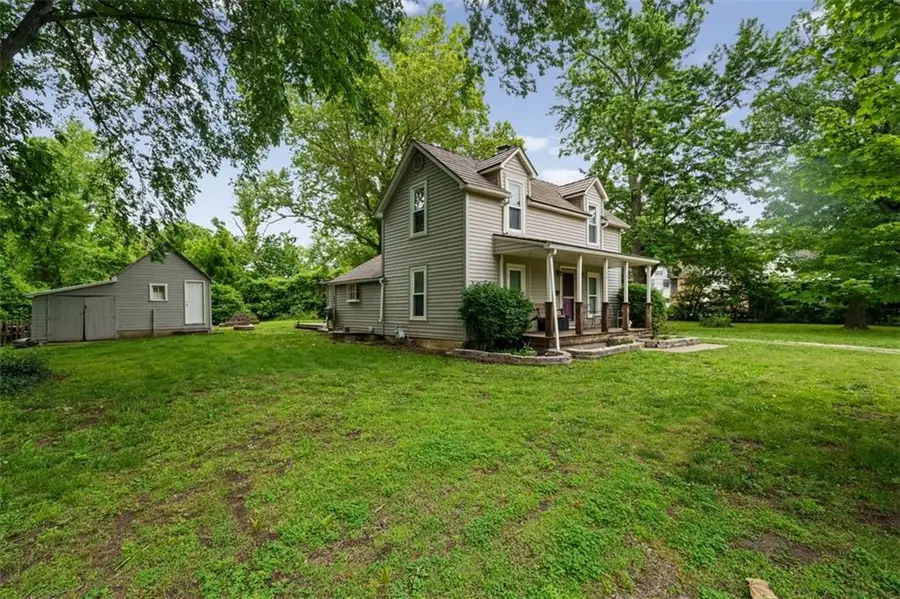 321 Springdale Avenue, Bonner Springs, KS 66012 - #2