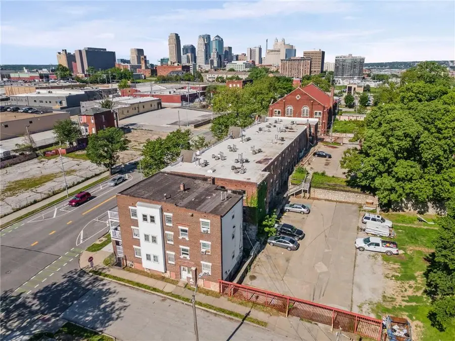 1316 Admiral Boulevard, Kansas City, MO 64106 - #3