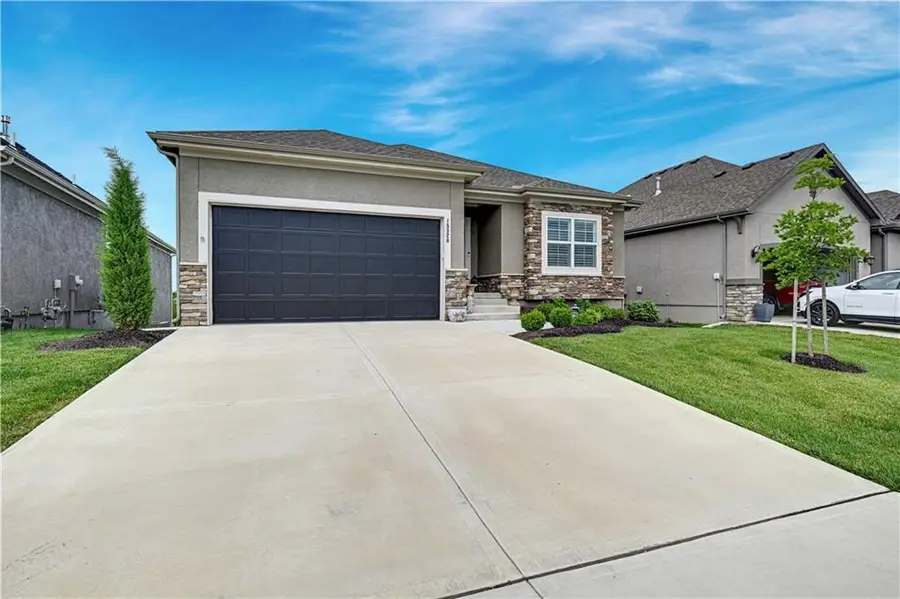 15320 W 173rd Street, Olathe, KS 66062 - #3