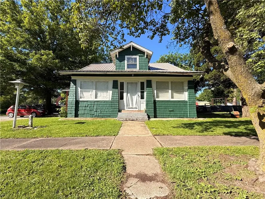 201 W Walker Street, Marceline, MO 64658 - #2