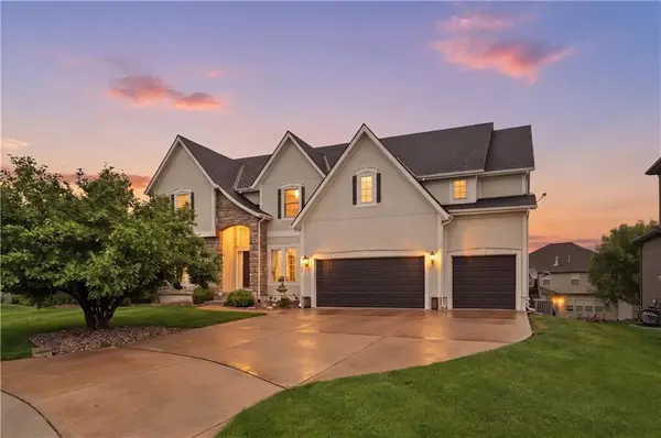 15505 Canterbury Street, Overland Park, KS 66224