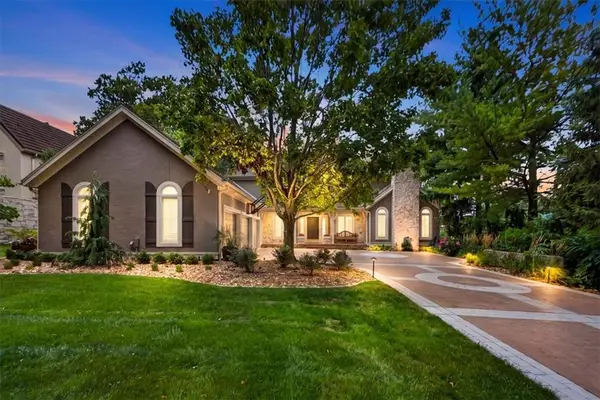 5226 Mercier Street, Kansas City, MO 64112