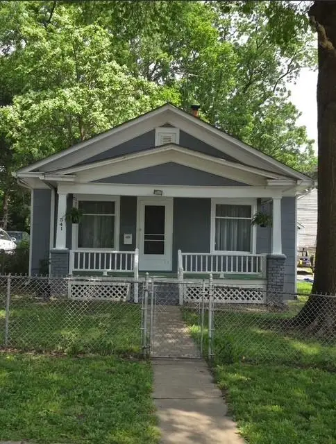 541 S Huttig Avenue, Independence, MO 64053