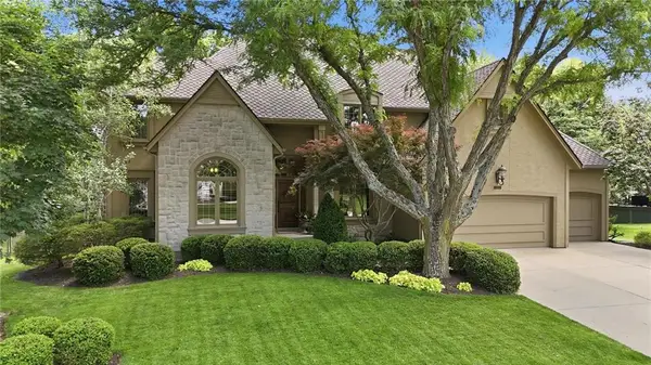 14227 Eby Street, Overland Park, KS 66221
