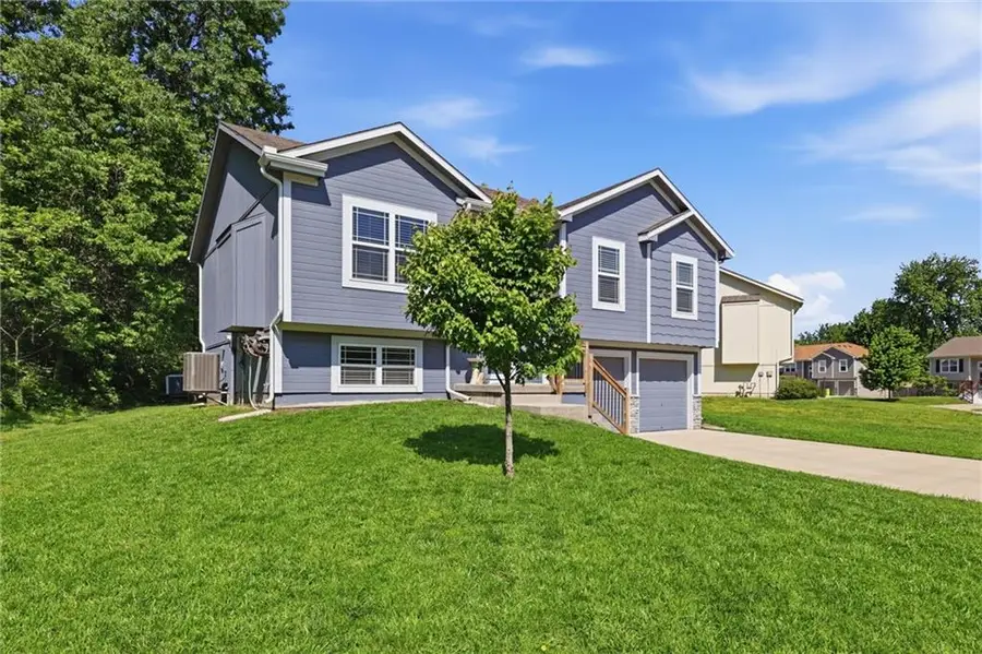 403 Timbercreek Drive, Belton, MO 64012 - #2