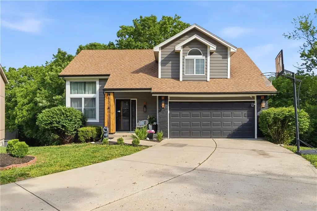 817 NW Golden Court, Blue Springs, MO 64015 - #1