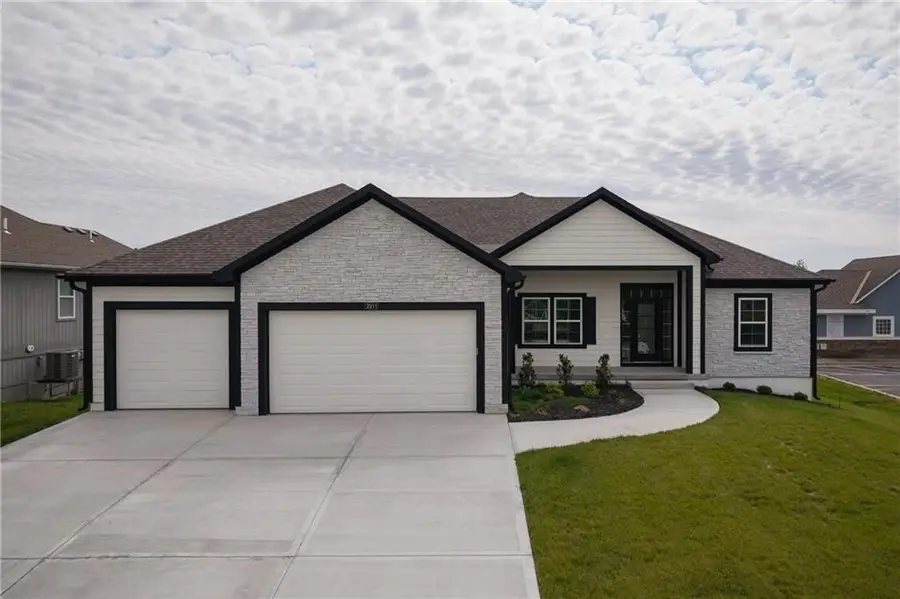 2211 Prairie Creek Drive, Kearney, MO 64060 - #2