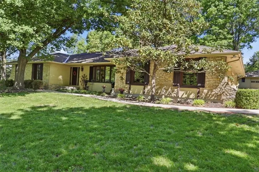 3200 Robinson Pike Road, Grandview, MO 64030 - #3