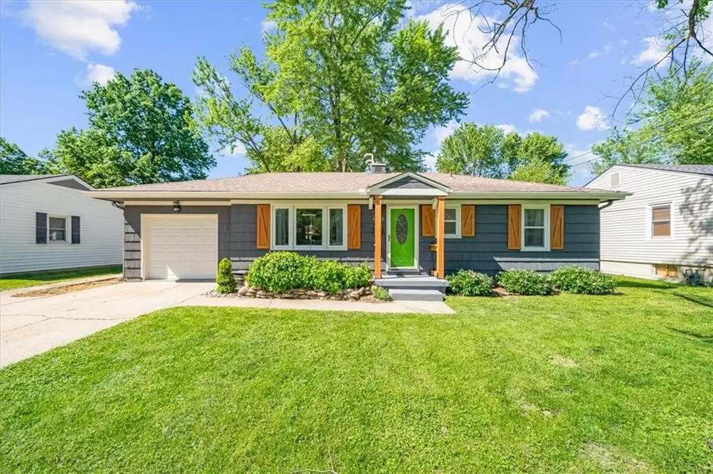 4408 NE 55th Street, Kansas City, MO 64119 - #1