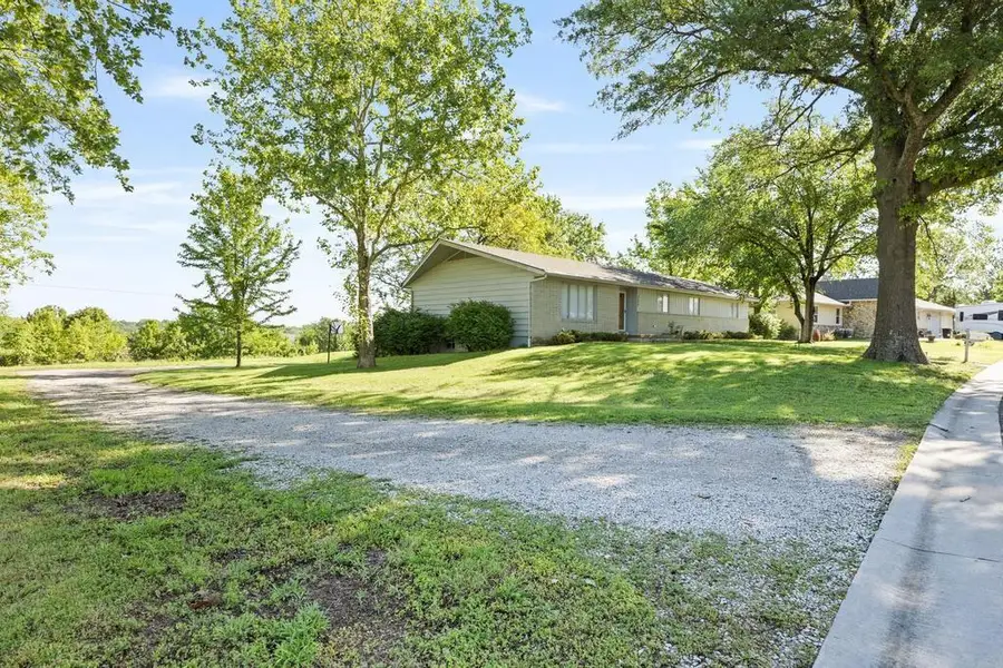 733 Fairway Lane, Fort Scott, KS 66701 - #3