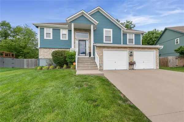 6705 E 138th Terrace, Grandview, MO 64030